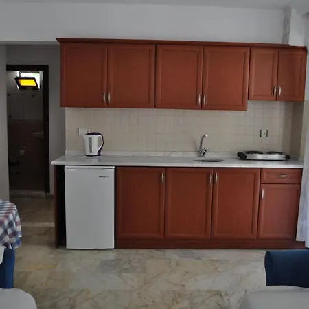 Marlin Apart Apartahotel 2*